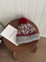 Bonnet Tricoté Flocon De Neige & Pompon