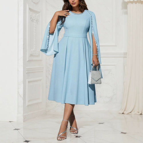 Robe Élégante Mi-Longue Grande Taille à Col Rond & Détails Perlés