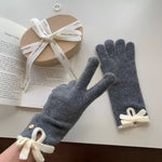 Gants Tricotés Ornés D'un Nœud