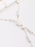 Collier Pendentif Perle & Rose Élégant