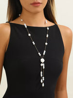 Collier Pendentif Perle & Rose Élégant