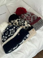 Bonnet Tricoté Flocon De Neige & Pompon