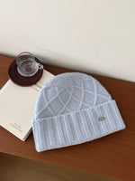 Bonnet Douillet En Laine Tricotée